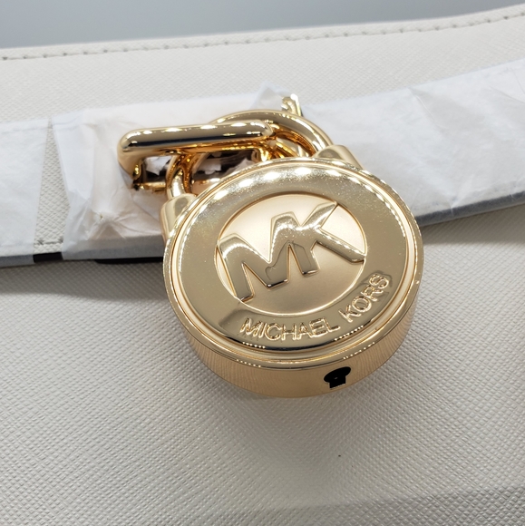 SOLD!!!!  MICHAEL KORS | Hamilton Satchel - Picture 3 of 7